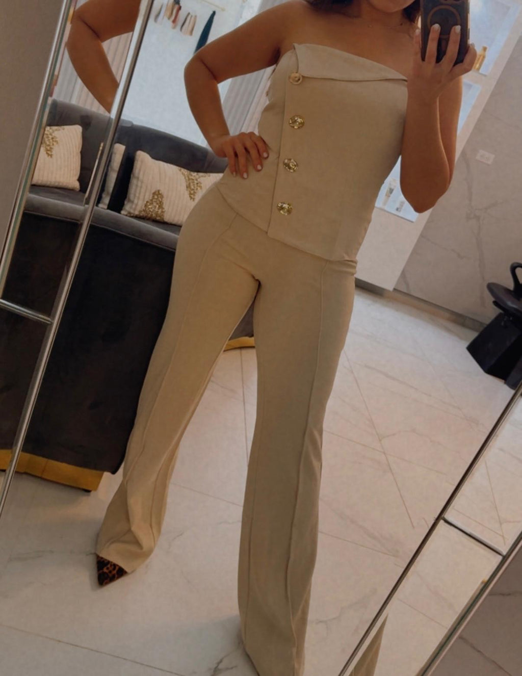 Elegant set beige